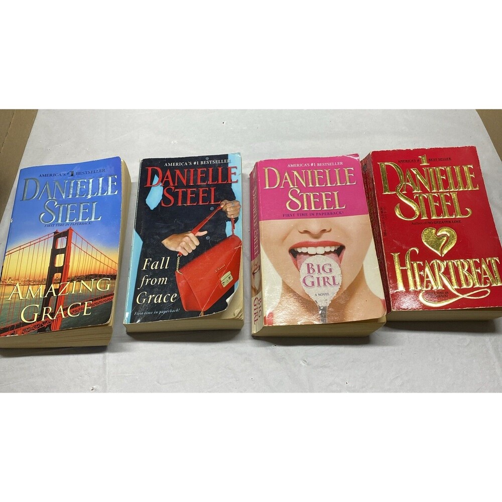 Lot Of 4 Danielle Steel PB Books All 4 Are 1st Time In Paperback Dell Publish